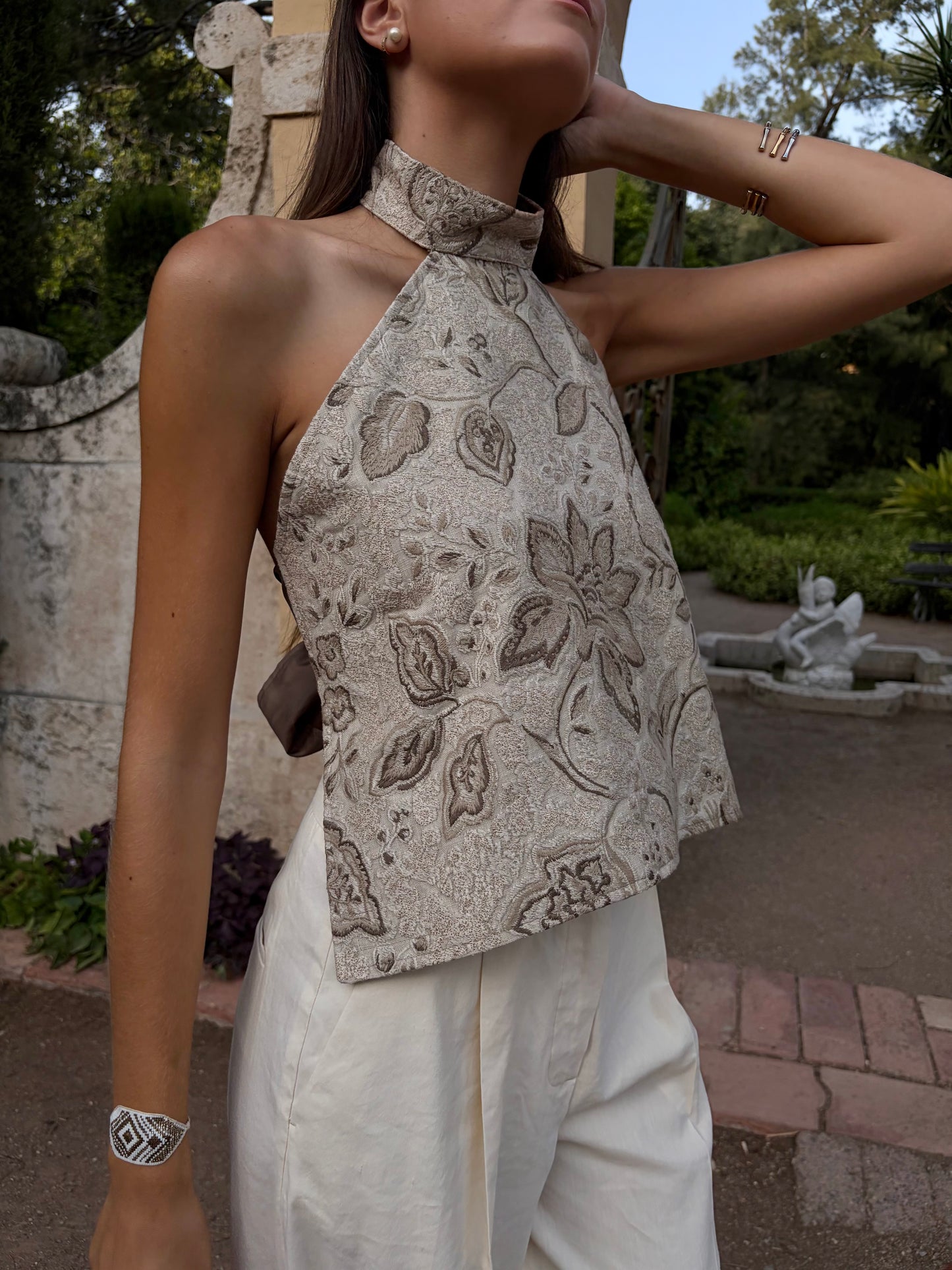Top Camelia beige